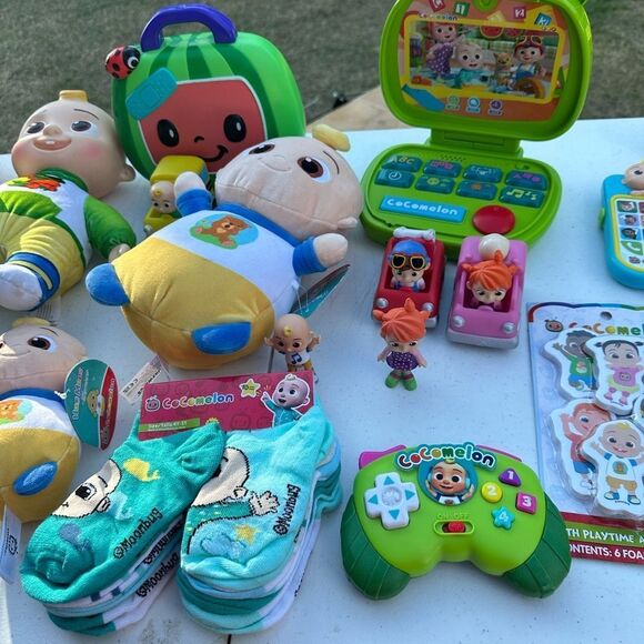 Coco Melon Bundle Colorful Kids Toy Set - Picture 3 of 4